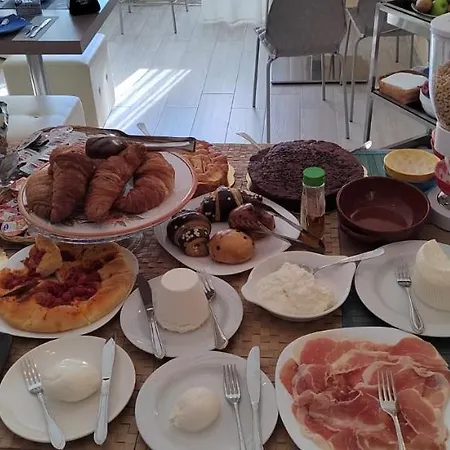 Bed & Breakfast La Terrazza Sul Mare 3*