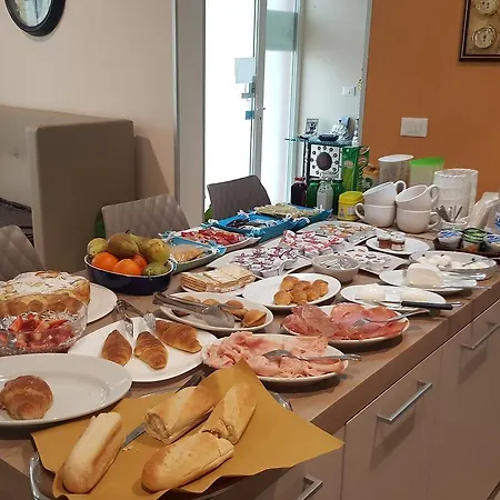 Bed & Breakfast La Terrazza Sul Mare 4*